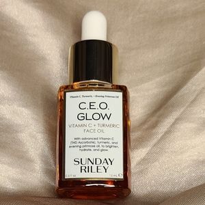 Sunday Riley CEO Glow Face Oil